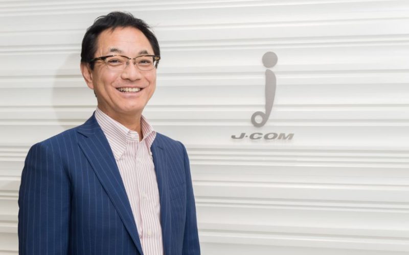 ジェイコムホールディングス株式会社 代表取締役社長 岡本 泰彦 優秀な若者にはどんどん起業してほしい インタビュー ベンチャータイムス