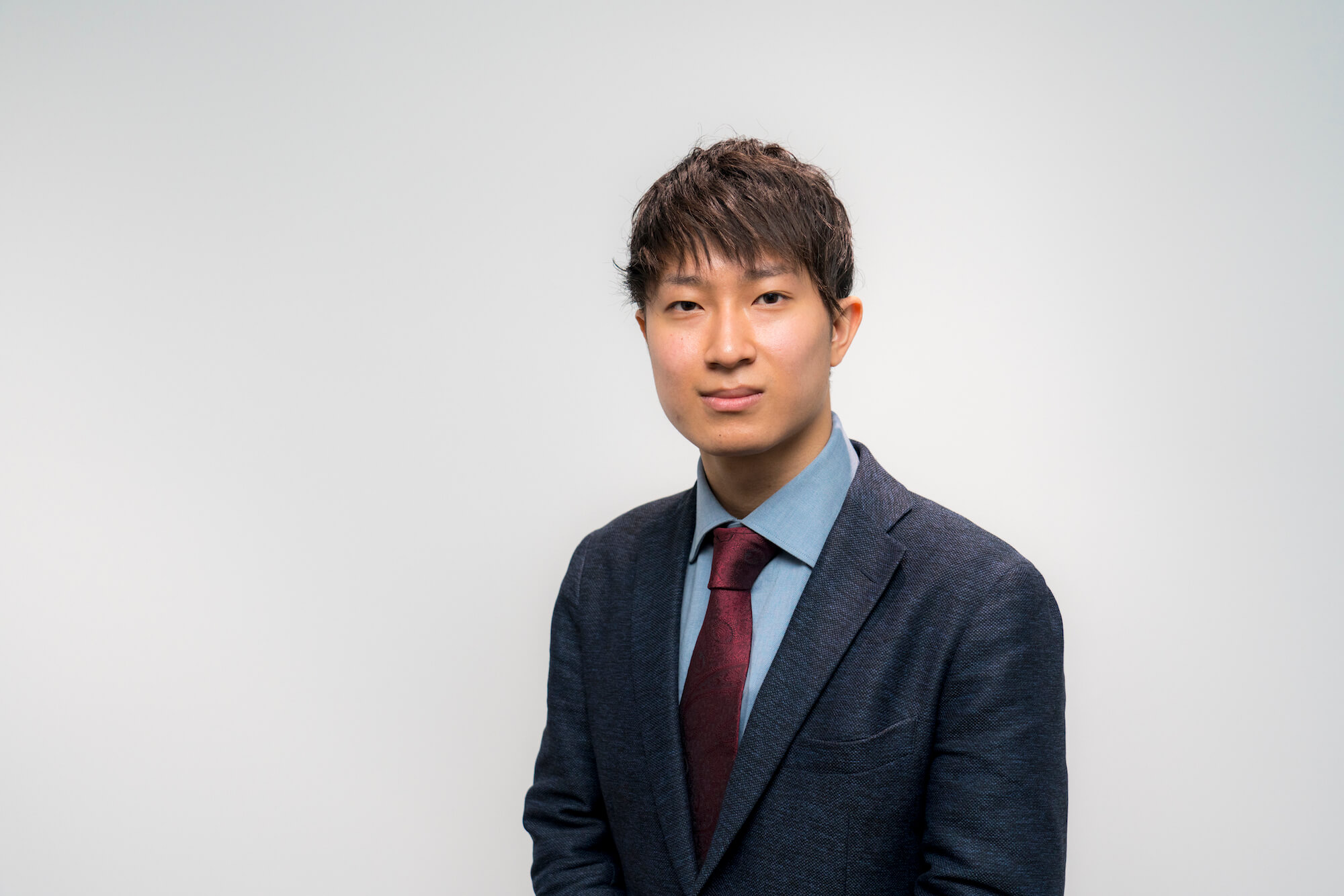 書籍mineを翻訳した中上分維さん